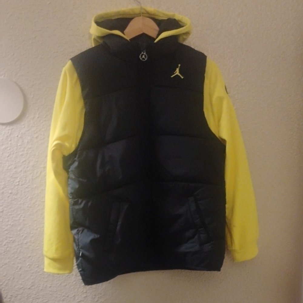 Jordan Black and Yellow Puffer Jacket with Hood